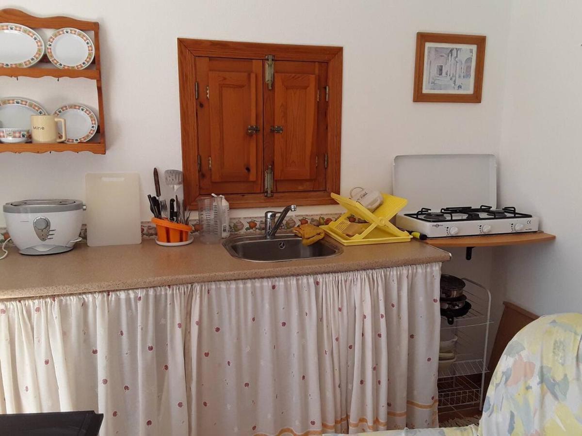 2-Bed Apartment - Sleeps 3 - Parking - Near Albox Exteriör bild